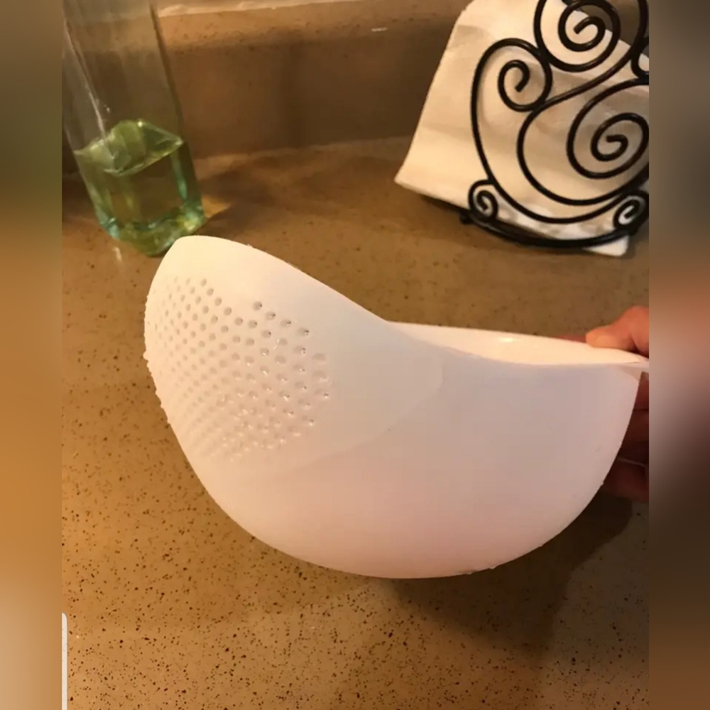 - Kitchen Strainer - Picture 2 of 12